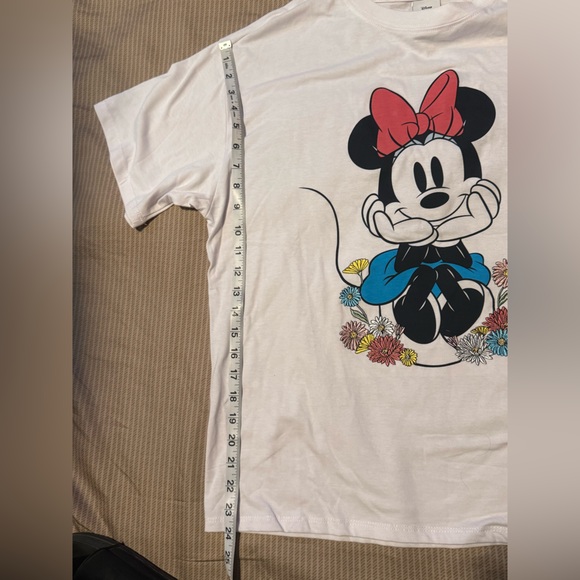 Disney Minnie Mouse Embroidered Flowers Graphic T-Shirt - Picture 2 of 4